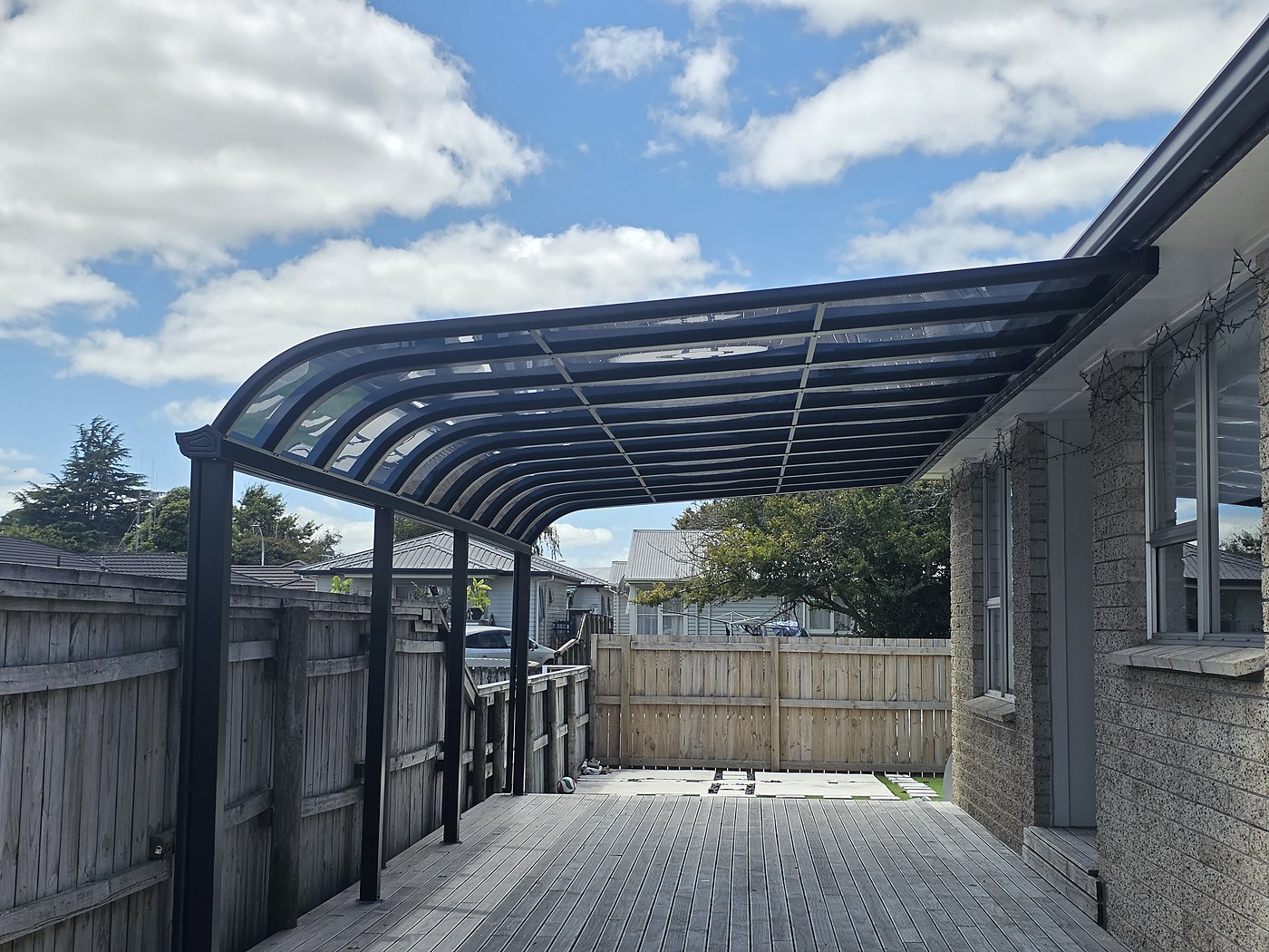 Curved Canopy
